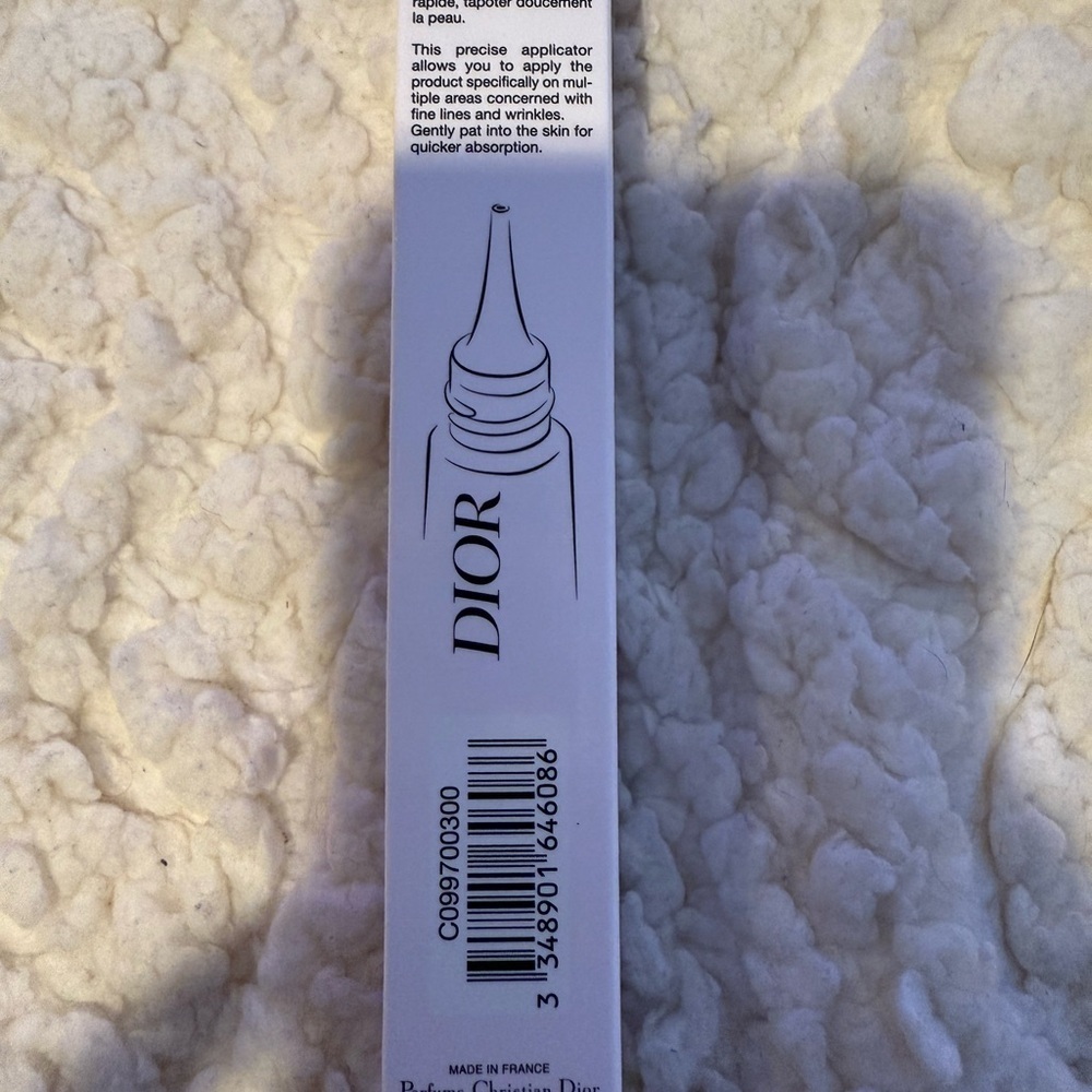 Dior Capture Totale Hyalushot Wrinkle Correcter New - Picture 2 of 7